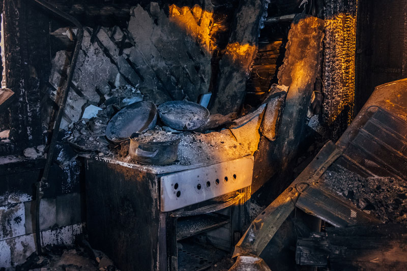 Burned-kitchen-remains-of-stove-web